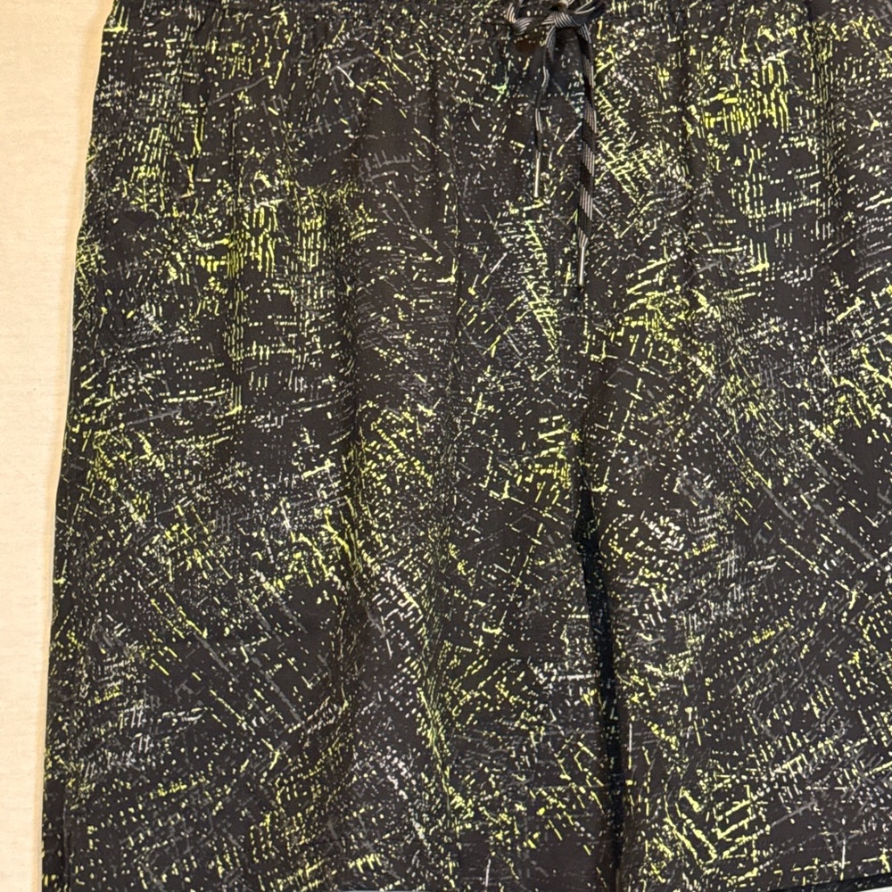 G-126 Men’s George NWT Black & Green Elastic Waist Lined Swim Trunks Size 32/34 - Picture 2 of 15